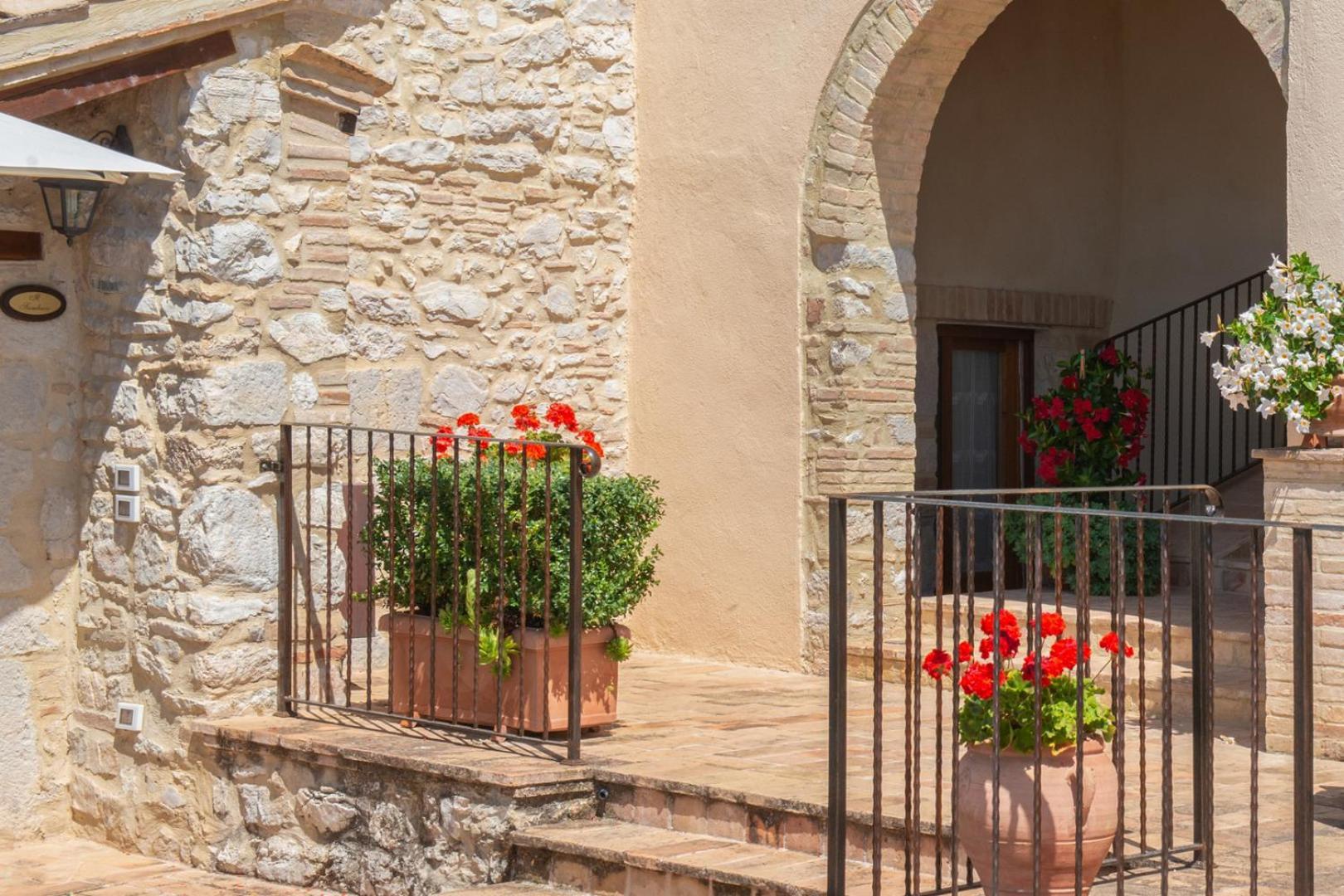 טרווי Le Tradizioni Casa Vacanze מראה חיצוני תמונה